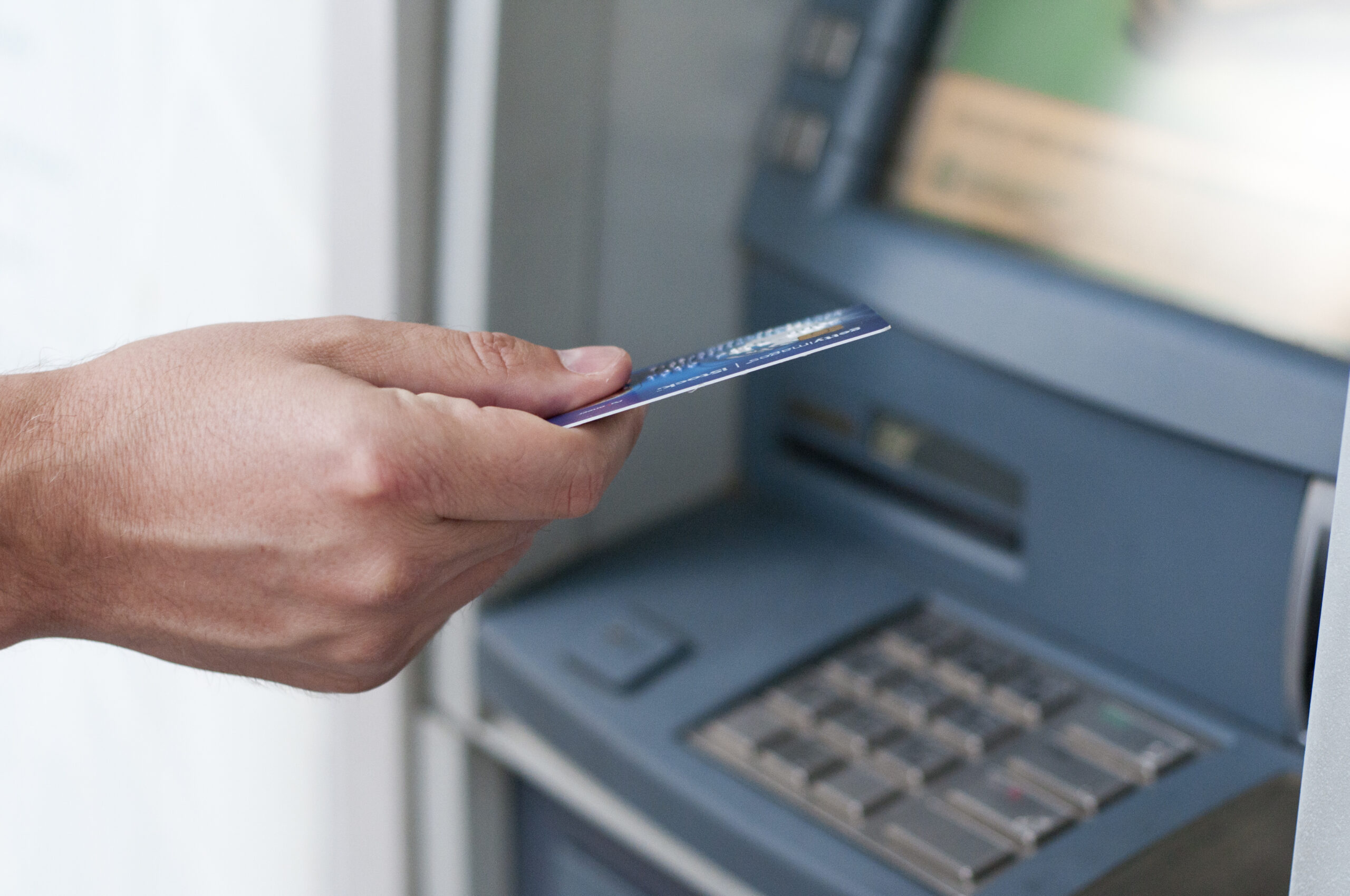 Russia's Banks: Record Profits, Credit Crisis, and Bank Closures